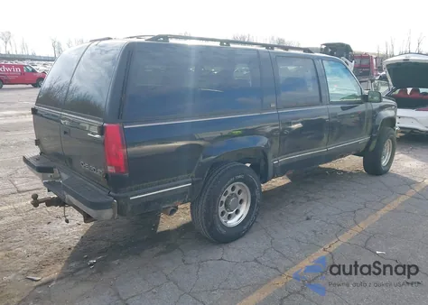 1994 Chevrolet Suburban K2500 из США, поврежденный, VIN 1GNGK26N4RJ421726